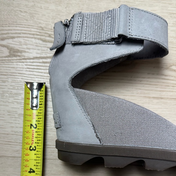 SOREL Women’s Joanie II Ankle Strap in Dove Size 8.5 - Picture 9 of 9